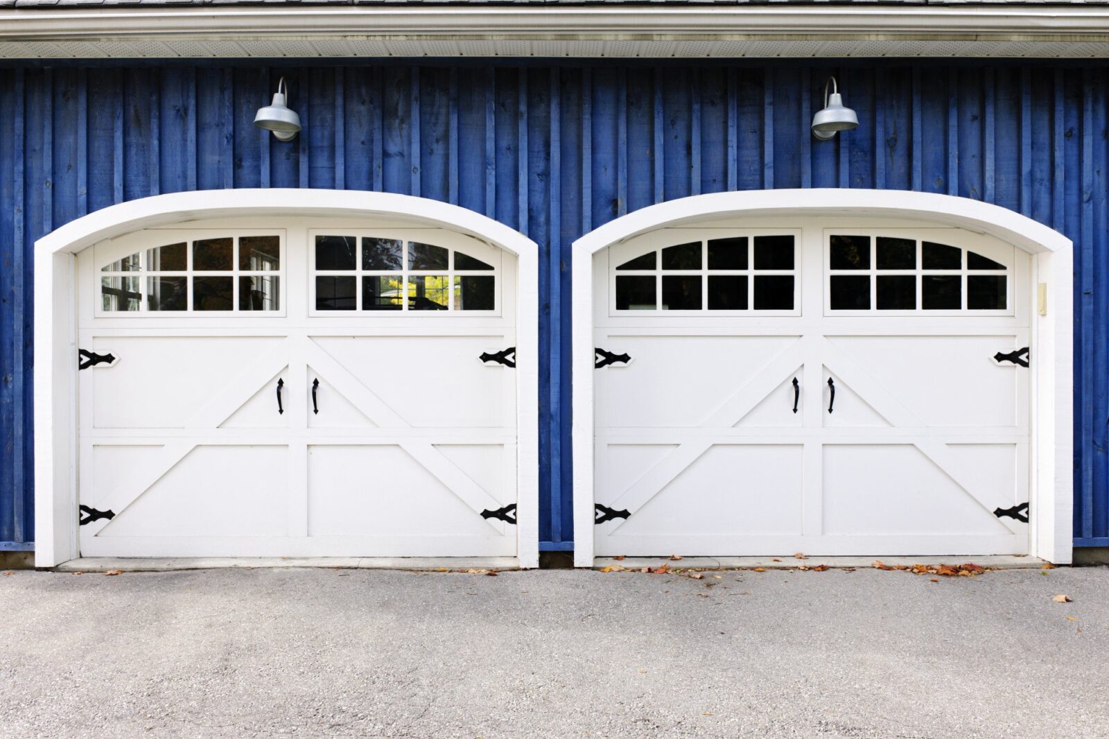 Leveraging Natural Light: How to Utilize Garage Door Windows